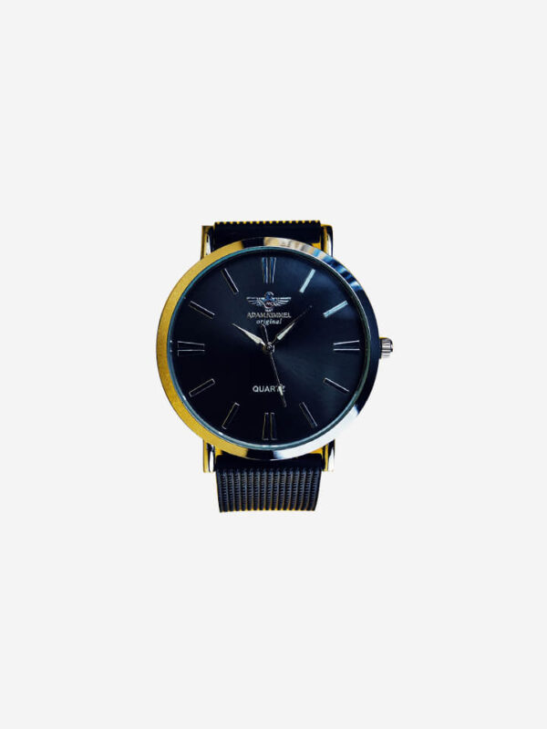 Reloj Allure negro.